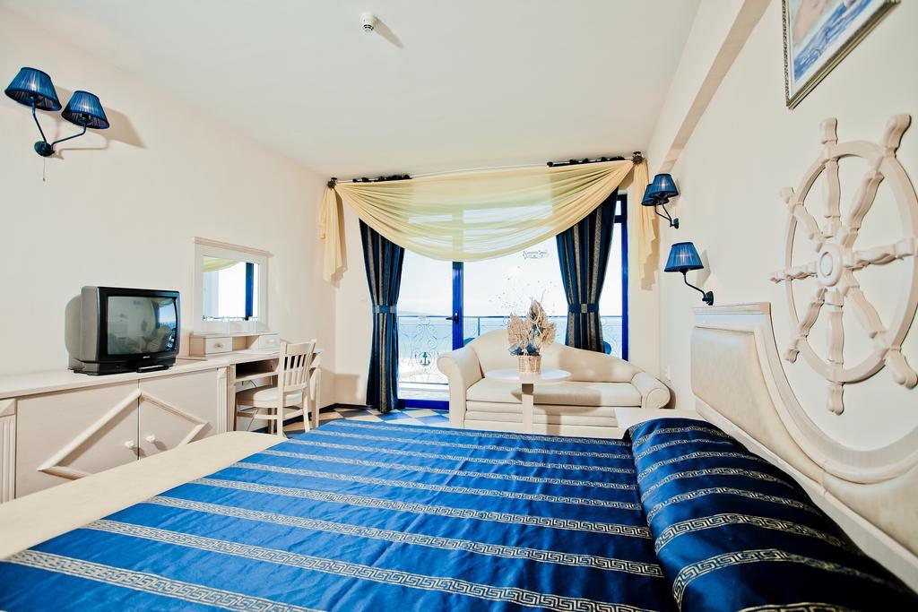 Chaika Beach Resort Sunny Beach Room photo